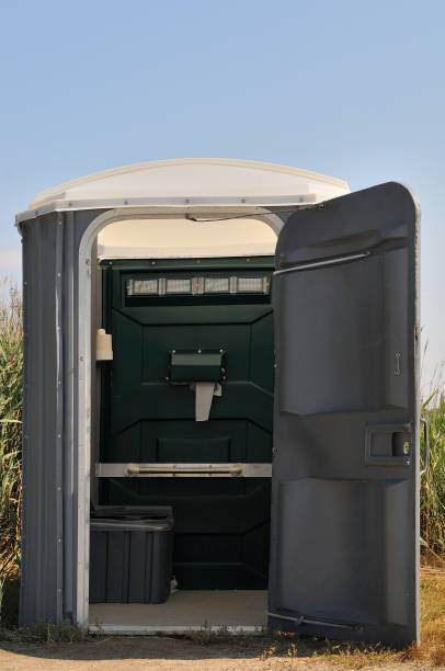 Best Portable restroom trailer rental  in Lacey, WA